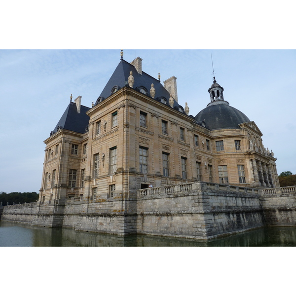 Picture France Vaux Le Vicomte Castle Vaux Le Vicomte Gardens 2010-09 11 - Recreation Vaux Le Vicomte Gardens