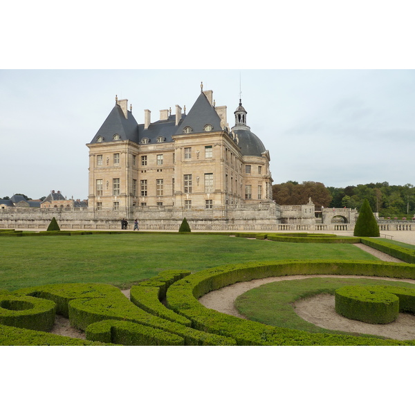 Picture France Vaux Le Vicomte Castle Vaux Le Vicomte Gardens 2010-09 2 - Journey Vaux Le Vicomte Gardens