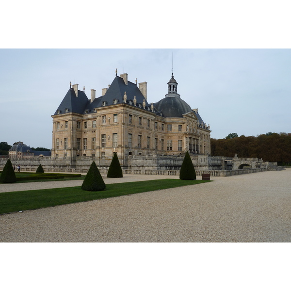 Picture France Vaux Le Vicomte Castle Vaux Le Vicomte Gardens 2010-09 18 - Tour Vaux Le Vicomte Gardens