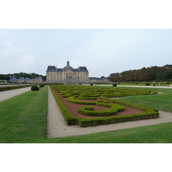 Picture France Vaux Le Vicomte Castle Vaux Le Vicomte Gardens 2010-09 54 - Recreation Vaux Le Vicomte Gardens