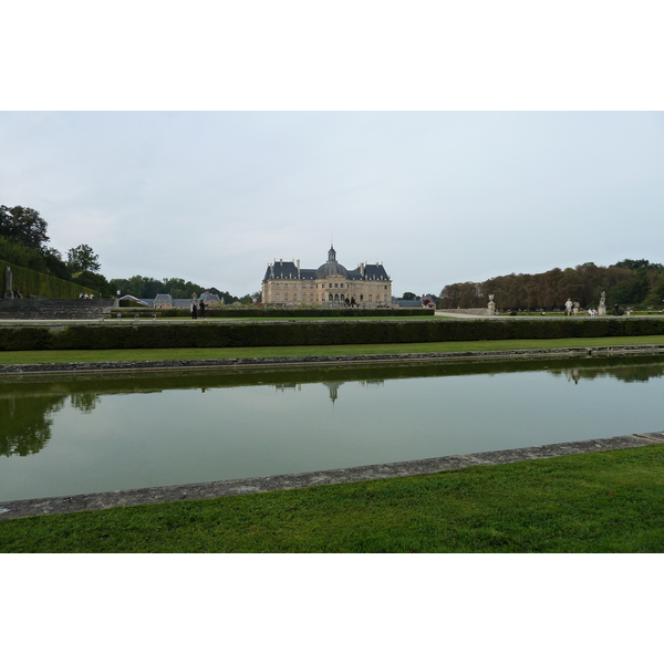 Picture France Vaux Le Vicomte Castle Vaux Le Vicomte Gardens 2010-09 59 - Recreation Vaux Le Vicomte Gardens
