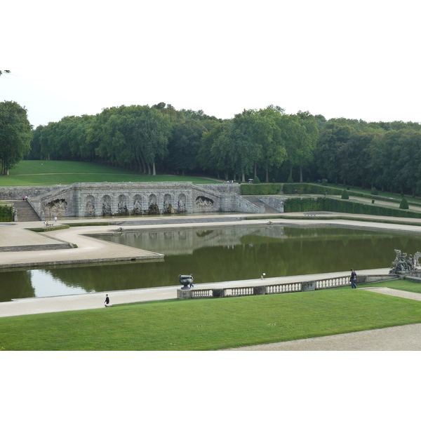 Picture France Vaux Le Vicomte Castle Vaux Le Vicomte Gardens 2010-09 61 - Center Vaux Le Vicomte Gardens