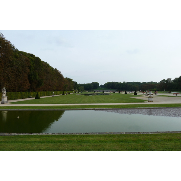 Picture France Vaux Le Vicomte Castle Vaux Le Vicomte Gardens 2010-09 7 - Center Vaux Le Vicomte Gardens