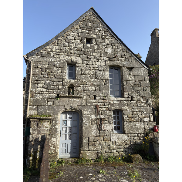 Picture France Locronan 2026-04 132 - Tours Locronan