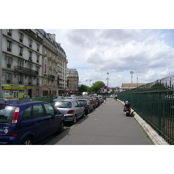 Picture France Paris Rue de Rome 2007-06 0 - Discovery Rue de Rome