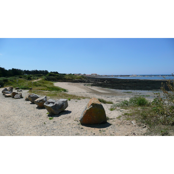 Picture France Prefailles La pointe Saint Gildas to La Pree 2007-08 5 - Center La pointe Saint Gildas to La Pree