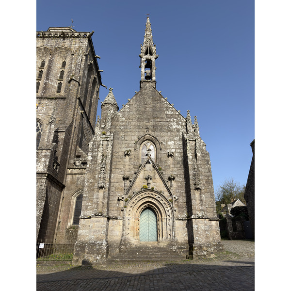 Picture France Locronan 2026-04 68 - Recreation Locronan