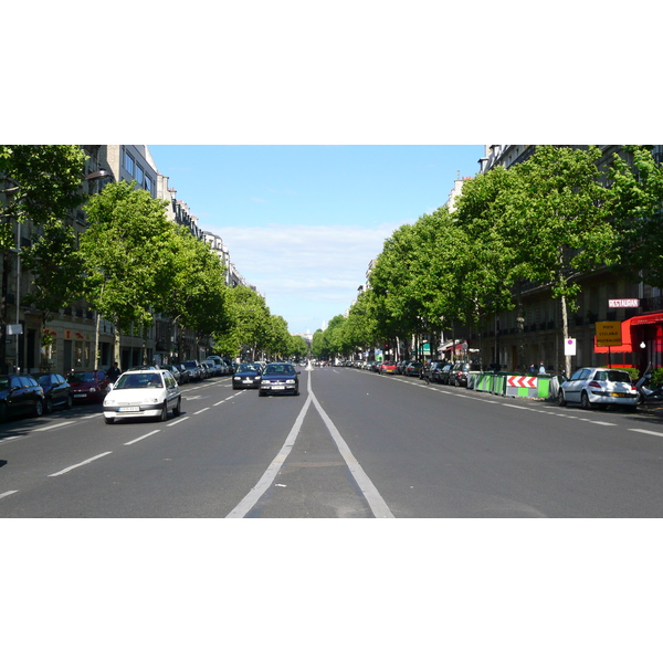 Picture France Paris Place des Ternes 2007-05 2 - Recreation Place des Ternes