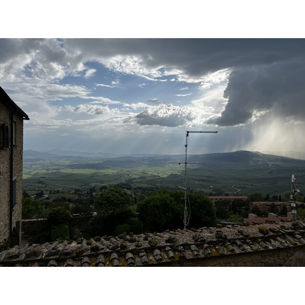 Picture Italy Volterra 2022-05 27 - Recreation Volterra