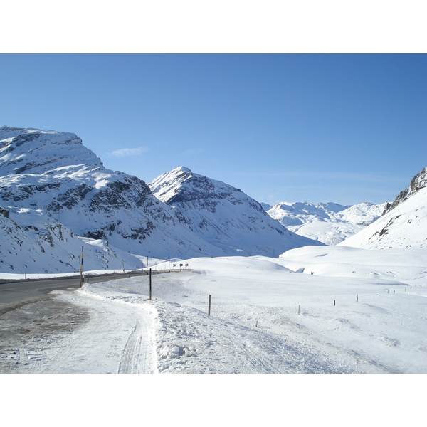 Picture Swiss Chur to St Moritz Road 2007-01 24 - Journey Chur to St Moritz Road