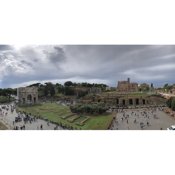 Picture Italy Rome The Colosseum 2024-09 33 - Around The Colosseum