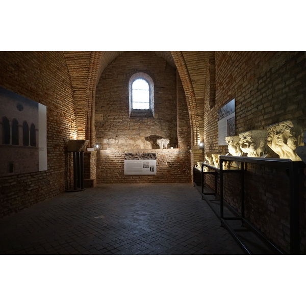 Picture France Moissac Abbaye Saint-Pierre de Moissac 2017-08 39 - Tour Abbaye Saint-Pierre de Moissac