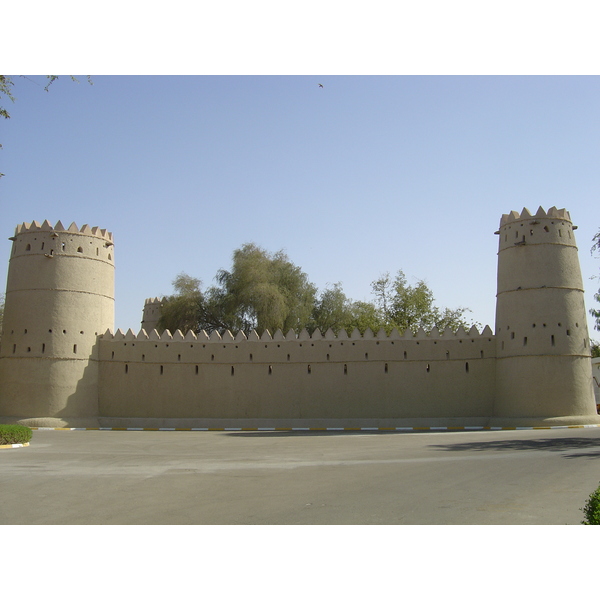 Picture United Arab Emirates Al Ain 2005-03 20 - Center Al Ain