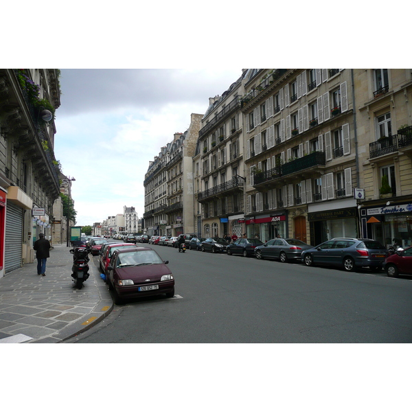 Picture France Paris Rue de Rome 2007-06 71 - Recreation Rue de Rome