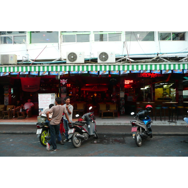 Picture Thailand Pattaya Walking Street 2008-01 73 - Center Walking Street