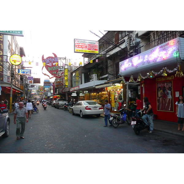 Picture Thailand Pattaya Walking Street 2008-01 72 - Discovery Walking Street