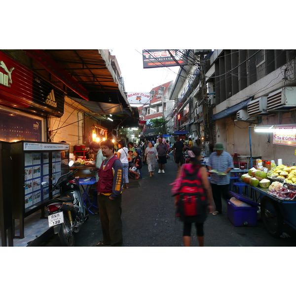 Picture Thailand Pattaya Walking Street 2008-01 15 - Tour Walking Street