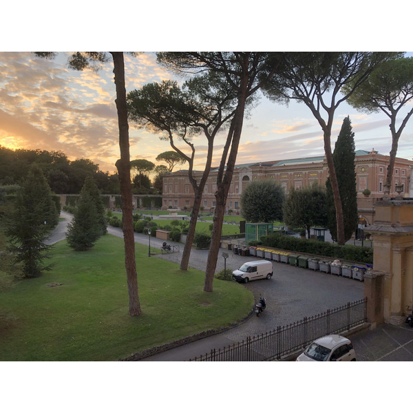 Picture Italy Rome Vatican Museum 2024-09 36 - Center Vatican Museum