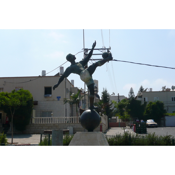 Picture Israel Tel Aviv Yerushalyim Street 2007-06 6 - Journey Yerushalyim Street