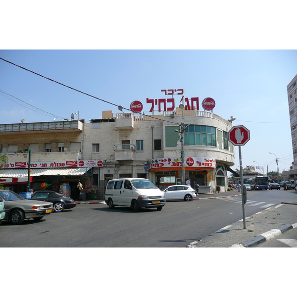 Picture Israel Tel Aviv Yerushalyim Street 2007-06 5 - Tours Yerushalyim Street