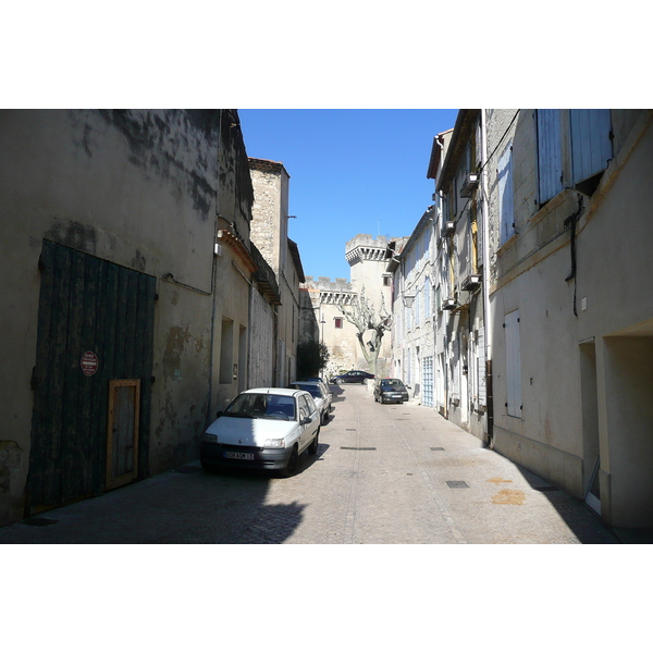 Picture France Tarascon 2008-04 121 - Tour Tarascon