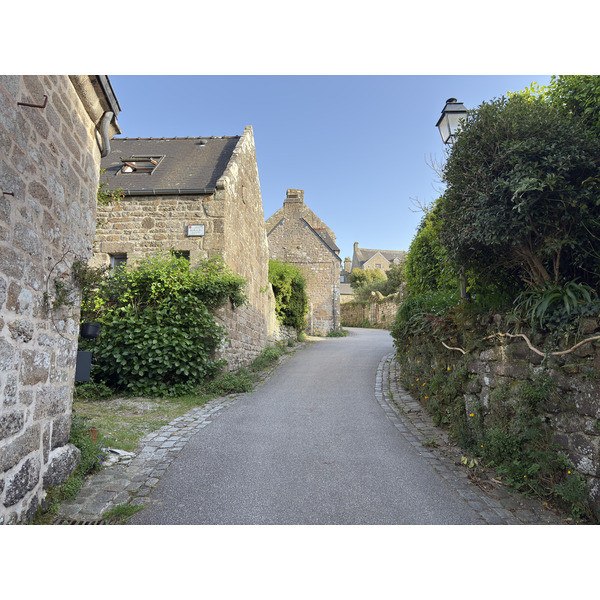 Picture France Locronan 2026-04 28 - Tours Locronan