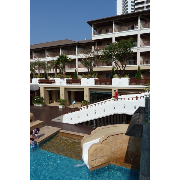 Picture Thailand Pattaya Grand Heritage Hotel 2011-01 34 - Around Grand Heritage Hotel