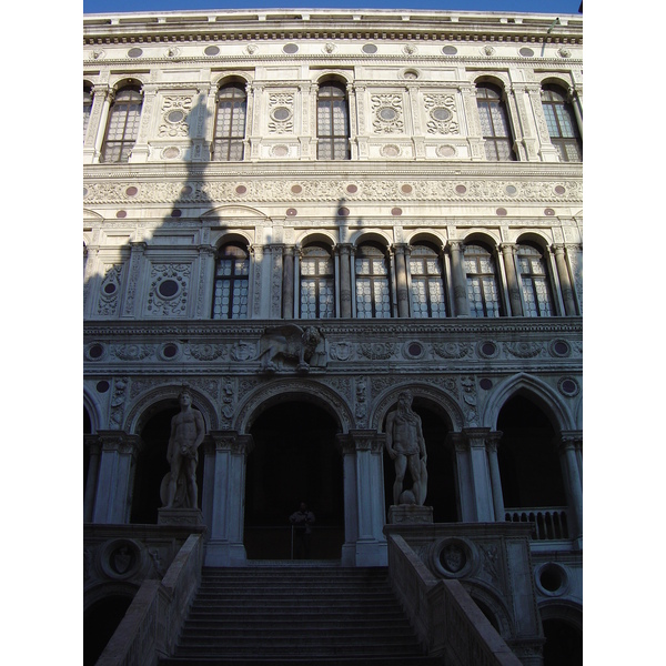 Picture Italy Venice 2005-03 132 - Tour Venice