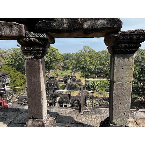 Picture Cambodia Siem Reap Baphuon 2023-01 50 - Recreation Baphuon