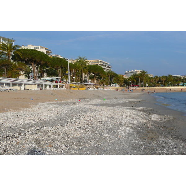Picture France Cannes Beach 2008-04 2 - Discovery Beach
