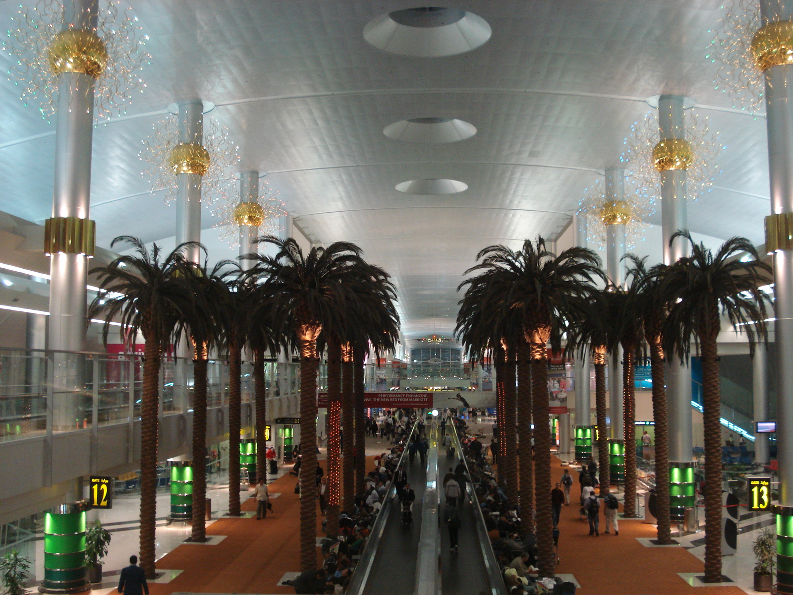 Picture United Arab Emirates Dubai Airport 2007-03 1 - Perspective Airport