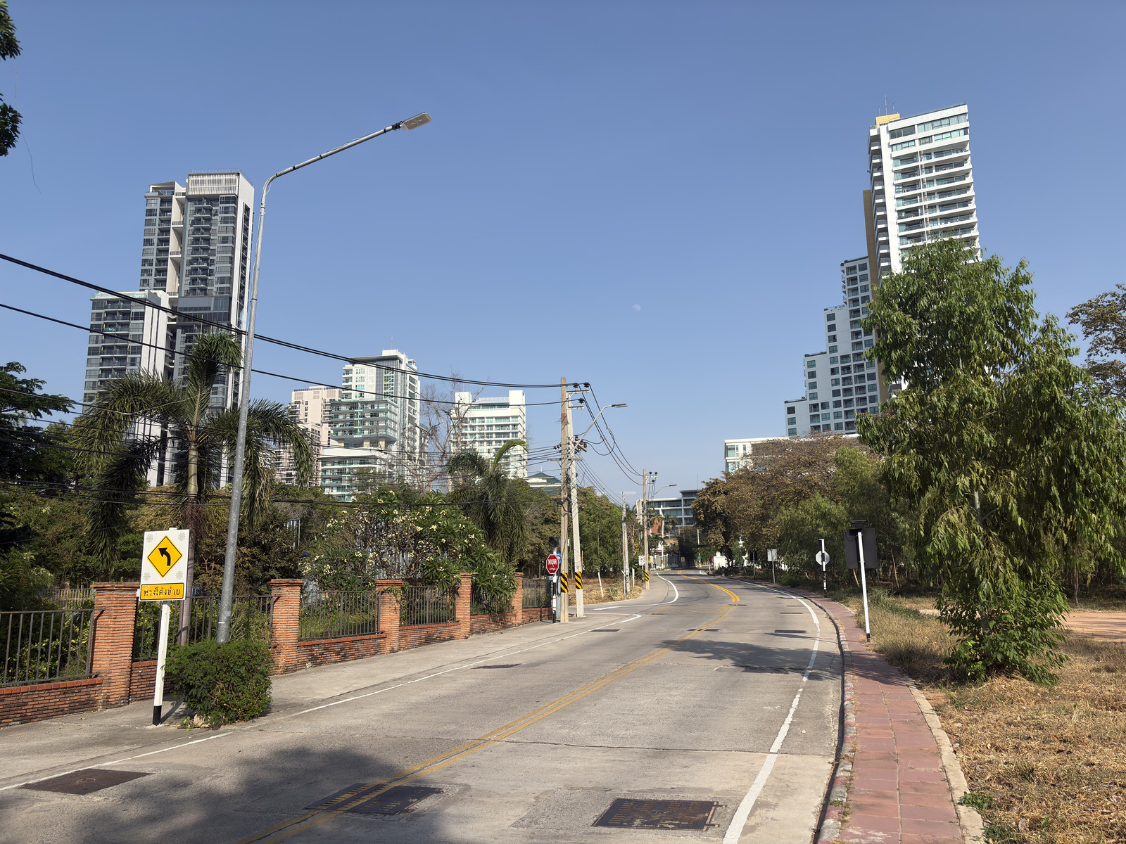 Picture Thailand Pattaya 2025-12 32 - Photos Pattaya
