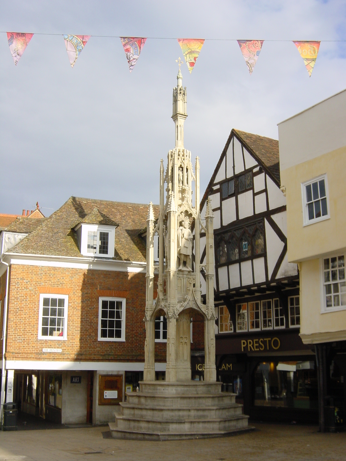 Picture United Kingdom Winchester 2003-08 16 - Tourist Winchester