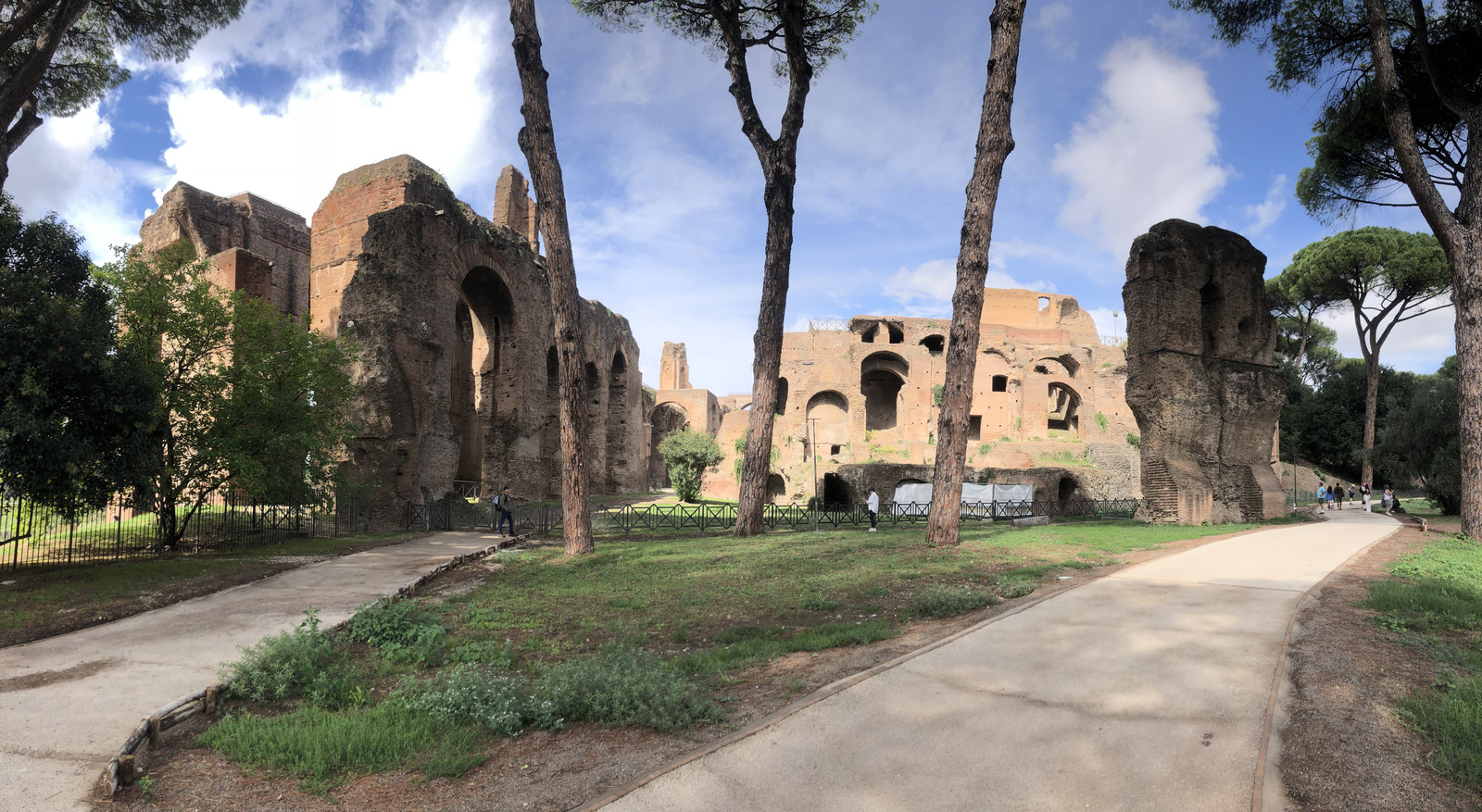 Picture Italy Rome Roman Forum 2024-09 105 - Tourist Attraction Roman Forum
