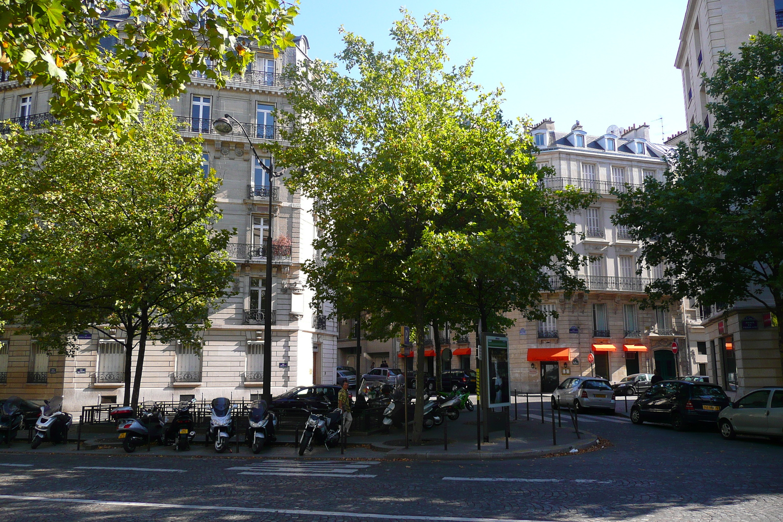 Picture France Paris Avenue de Friedland 2007-09 96 - Trip Avenue de Friedland