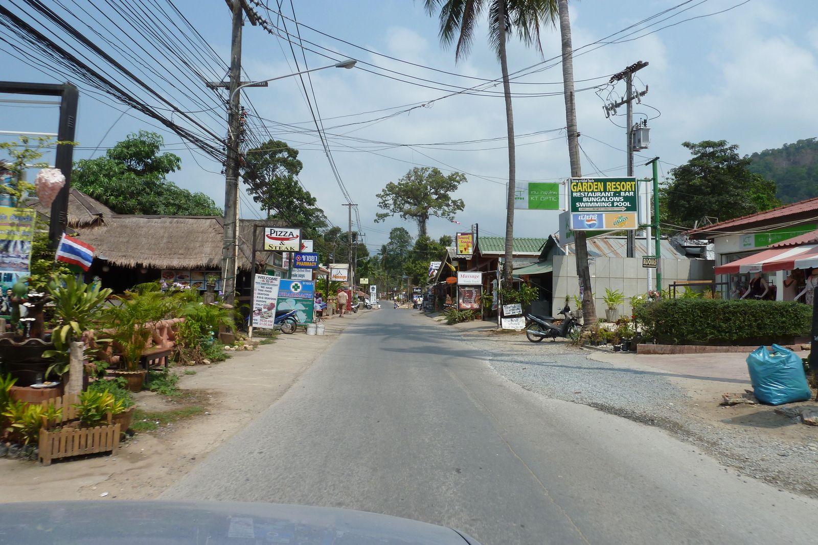 Picture Thailand Ko Chang Island road 2011-02 31 - Shopping Mall Island road