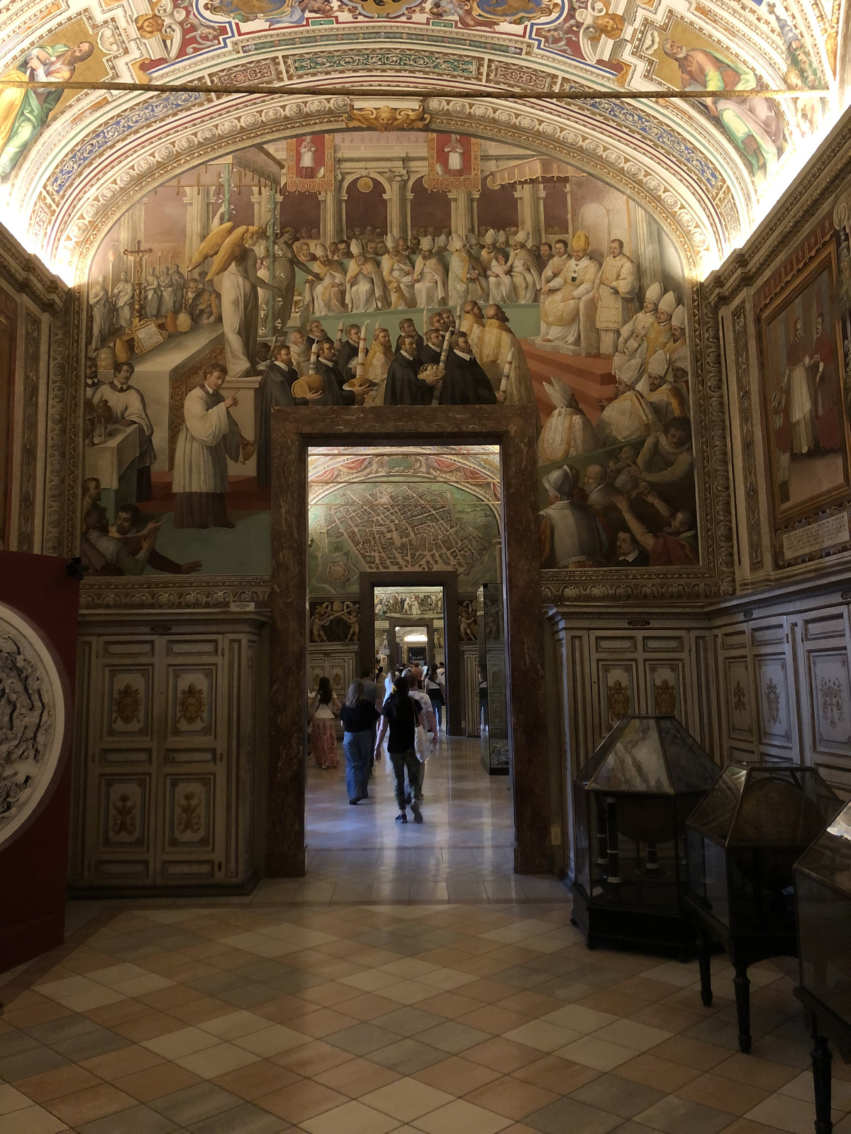 Picture Italy Rome Vatican Museum 2024-09 383 - Perspective Vatican Museum