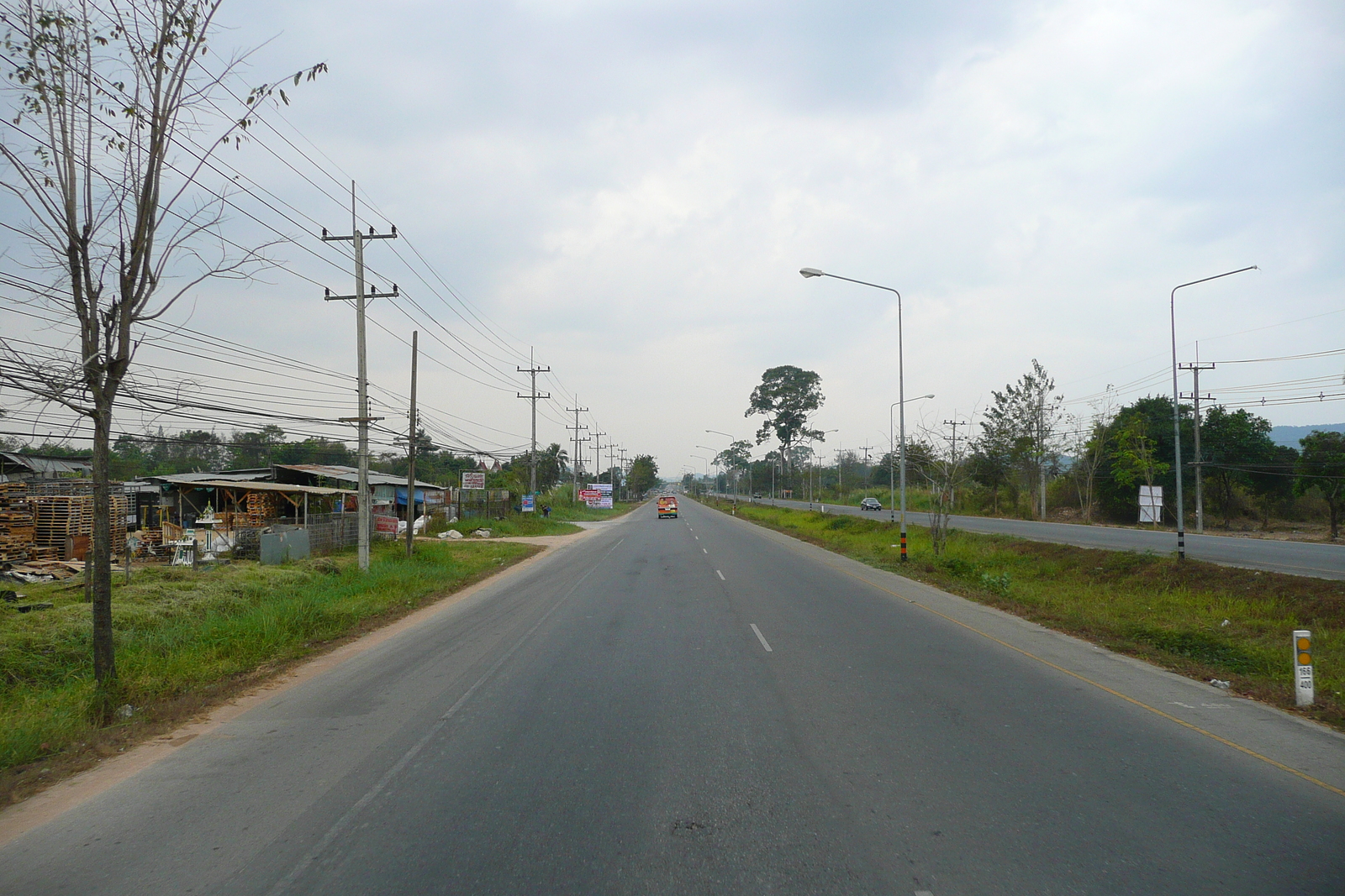Picture Thailand Chonburi Sukhumvit road 2008-01 4 - Flight Sukhumvit road