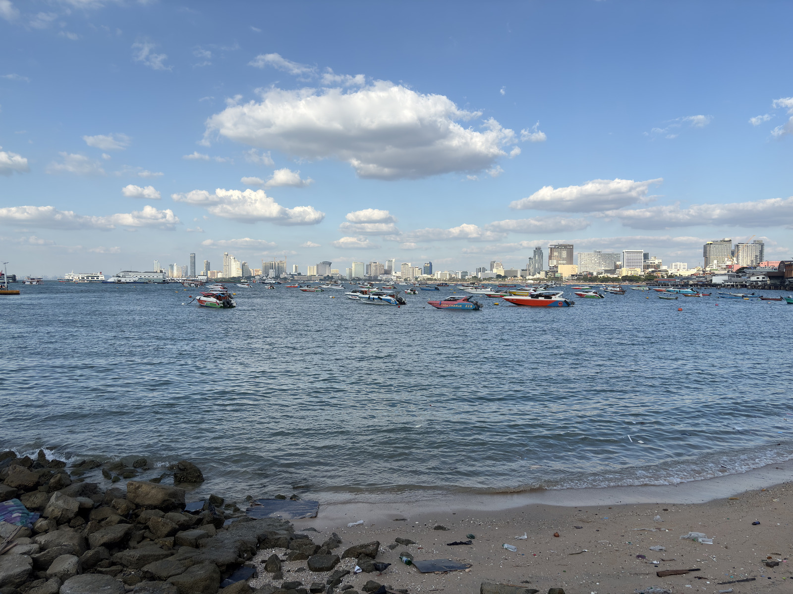 Picture Thailand Pattaya 2025-12 7 - Perspective Pattaya