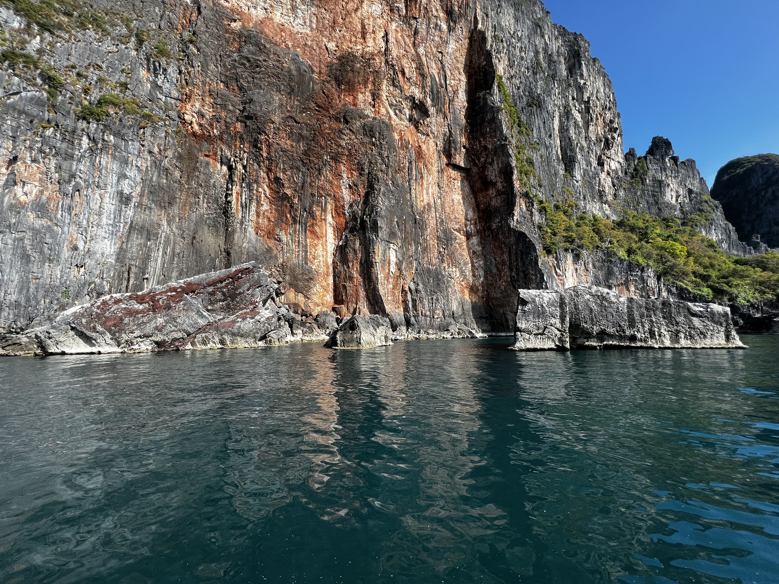 Picture Thailand Ko Phi Phi Ley 2021-12 47 - Flight Ko Phi Phi Ley