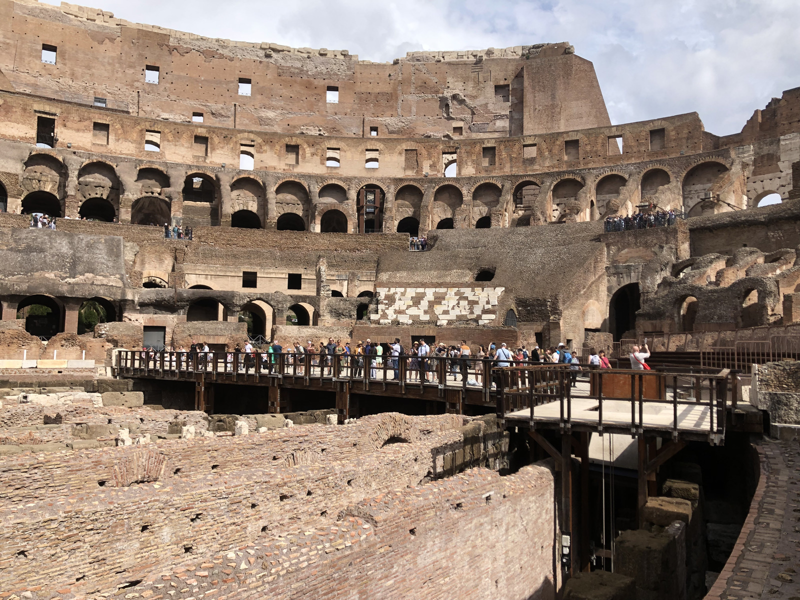 Picture Italy Rome The Colosseum 2024-09 7 - Discover The Colosseum