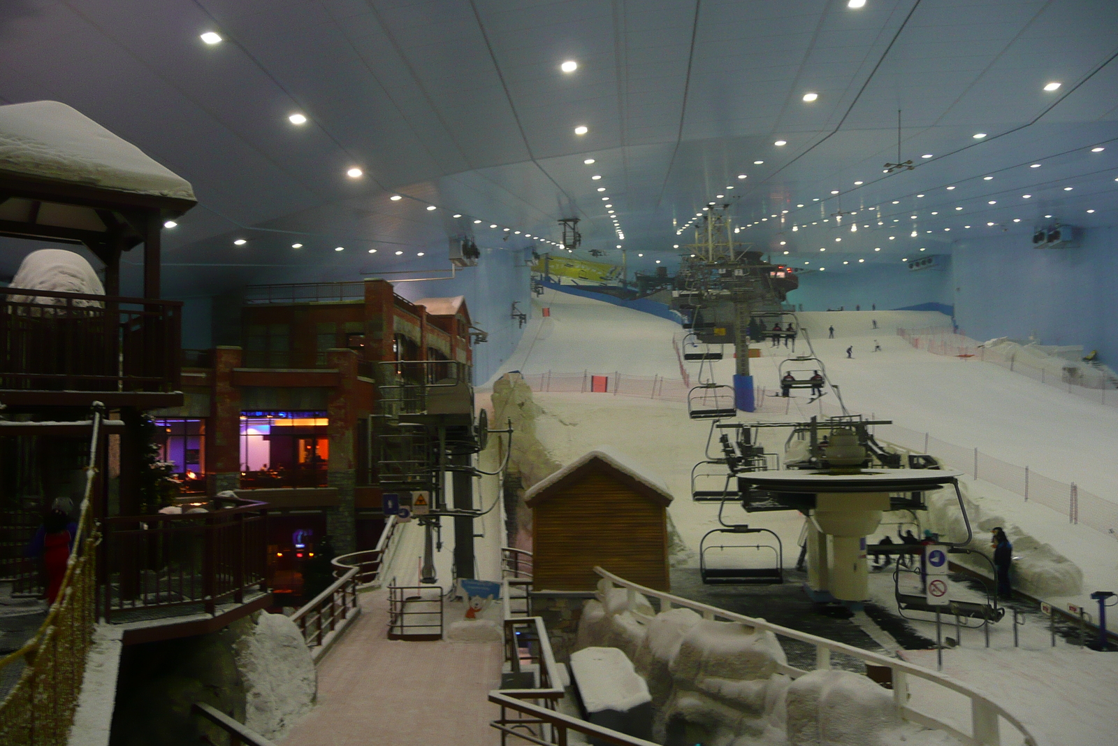 Picture United Arab Emirates Dubai Ski Dubai 2009-01 12 - Road Ski Dubai