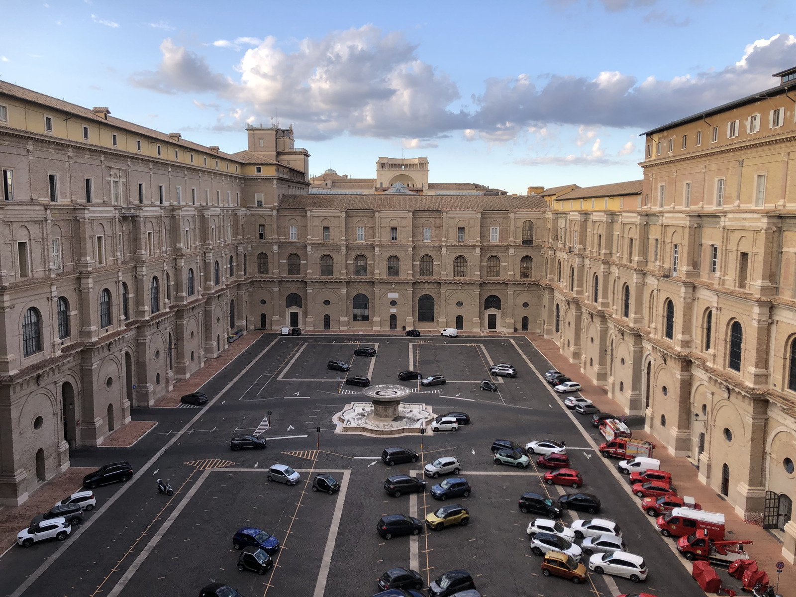 Picture Italy Rome Vatican Museum 2024-09 58 - Trail Vatican Museum