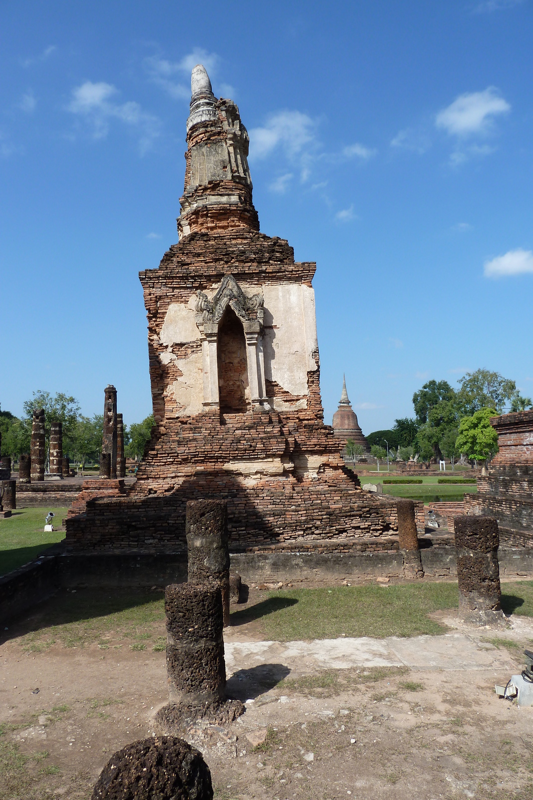 Picture Thailand Sukhothai 2010-12 174 - Road Sukhothai