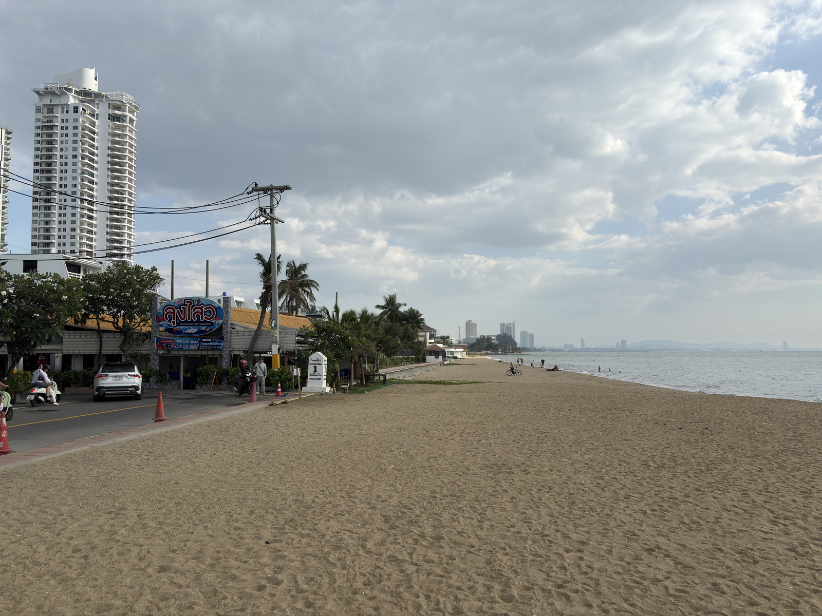 Picture Thailand Jomtien Beach 2025-12 12 - Trips Jomtien Beach