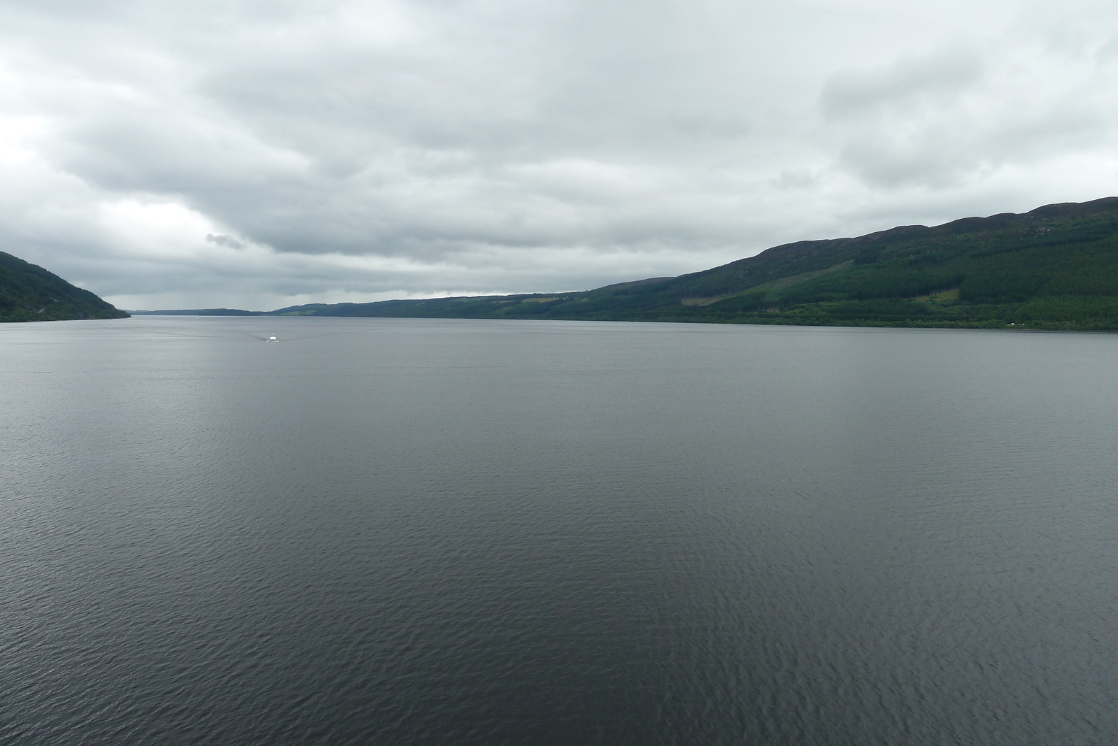 Picture United Kingdom Scotland Urquhart Castle (Loch Ness) 2011-07 36 - Sight Urquhart Castle (Loch Ness)