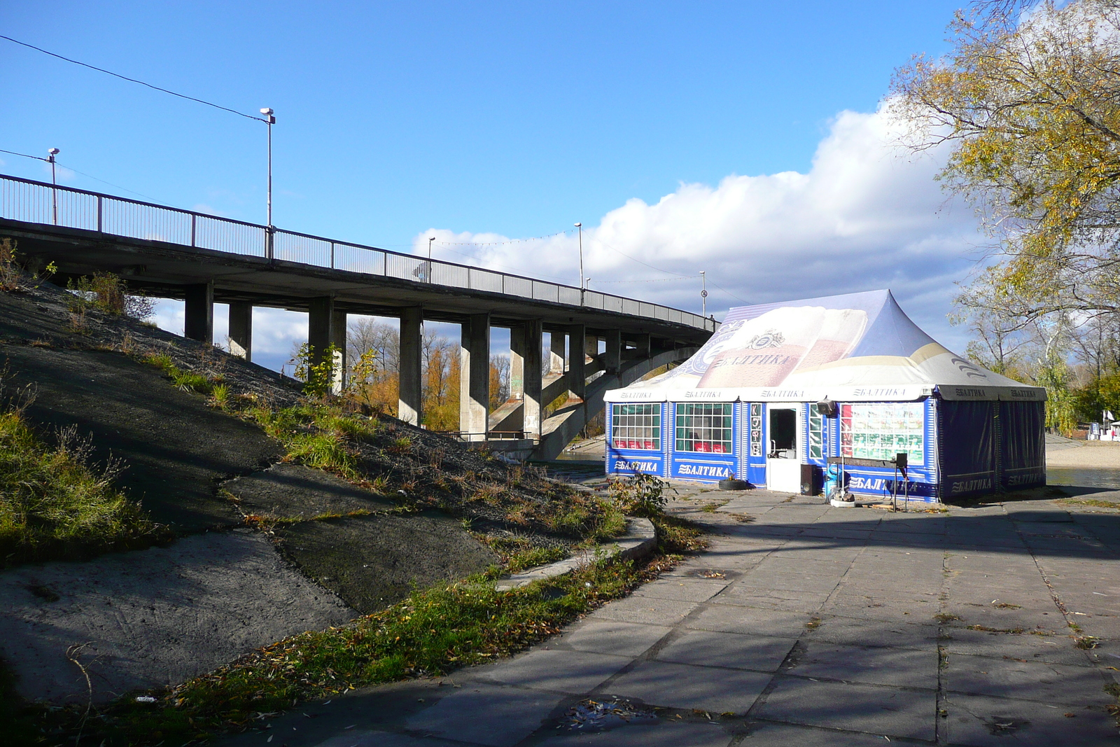 Picture Ukraine Kiev Hydropark 2007-11 51 - Sight Hydropark