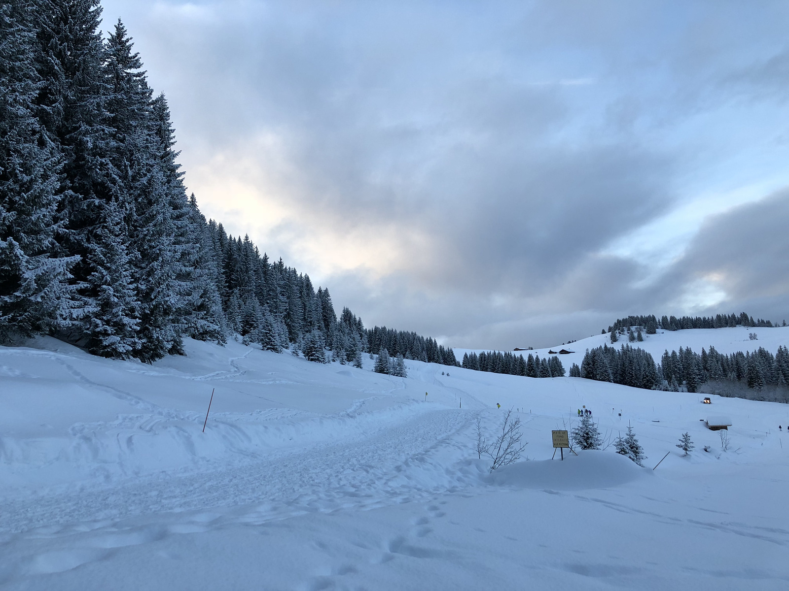 Picture France La Clusaz 2017-12 173 - Car La Clusaz
