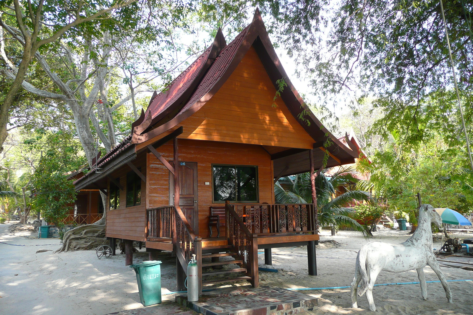 Picture Thailand Ko Samet Ao Cho 2009-01 24 - Perspective Ao Cho