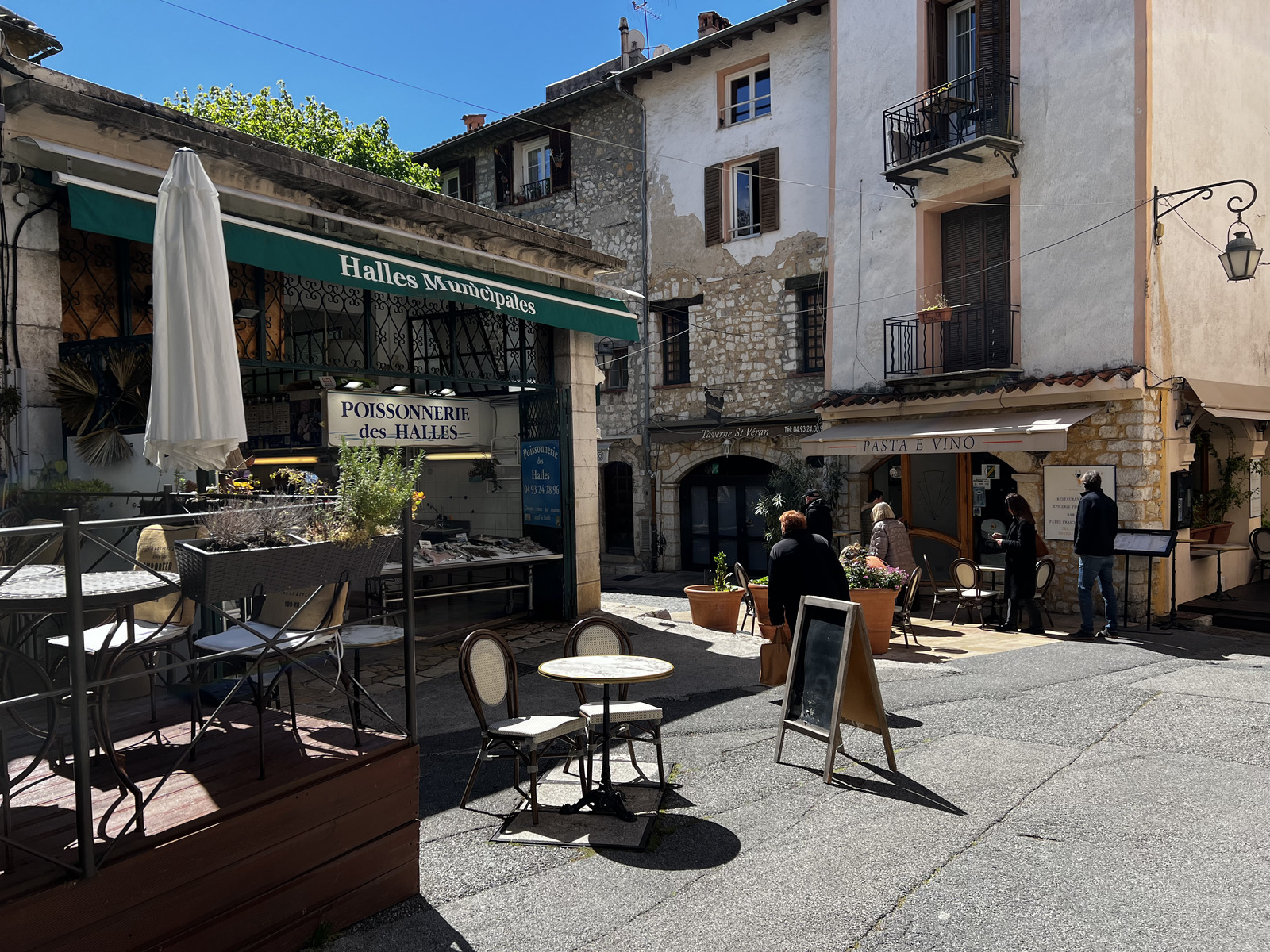 Picture France Vence 2024-04 41 - Tourist Vence